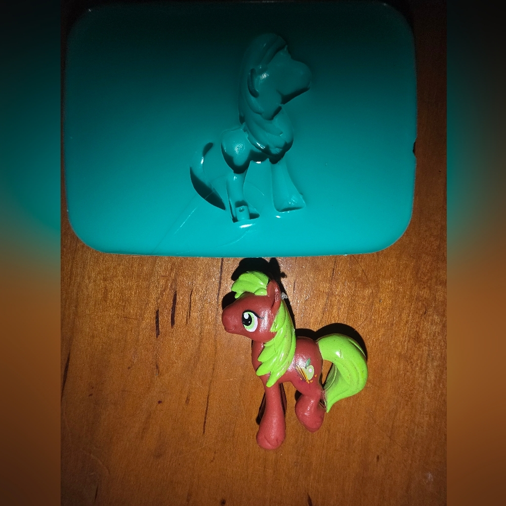 My Little Pony Apple Cinnamon Figure Baking Mold Cake, Candy, Chocolate Fondant